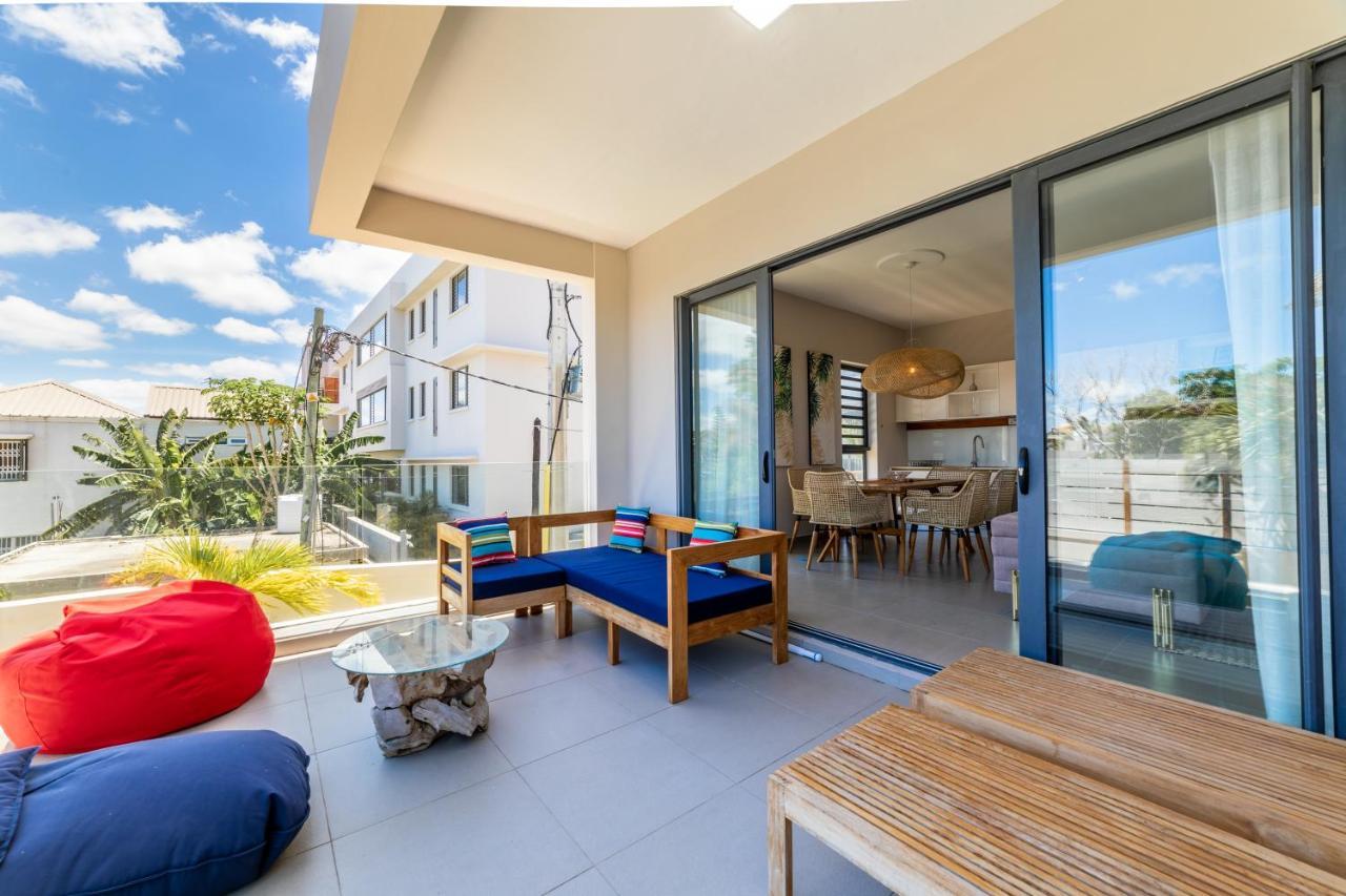One Bay Residence - Apartment 2 - Apartment In Pereybere Pereybere Beach Exterior photo