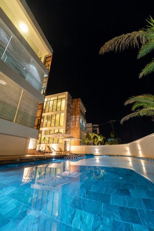 One Bay Residence - Apartment 2 - Apartment In Pereybere Pereybere Beach Exterior photo