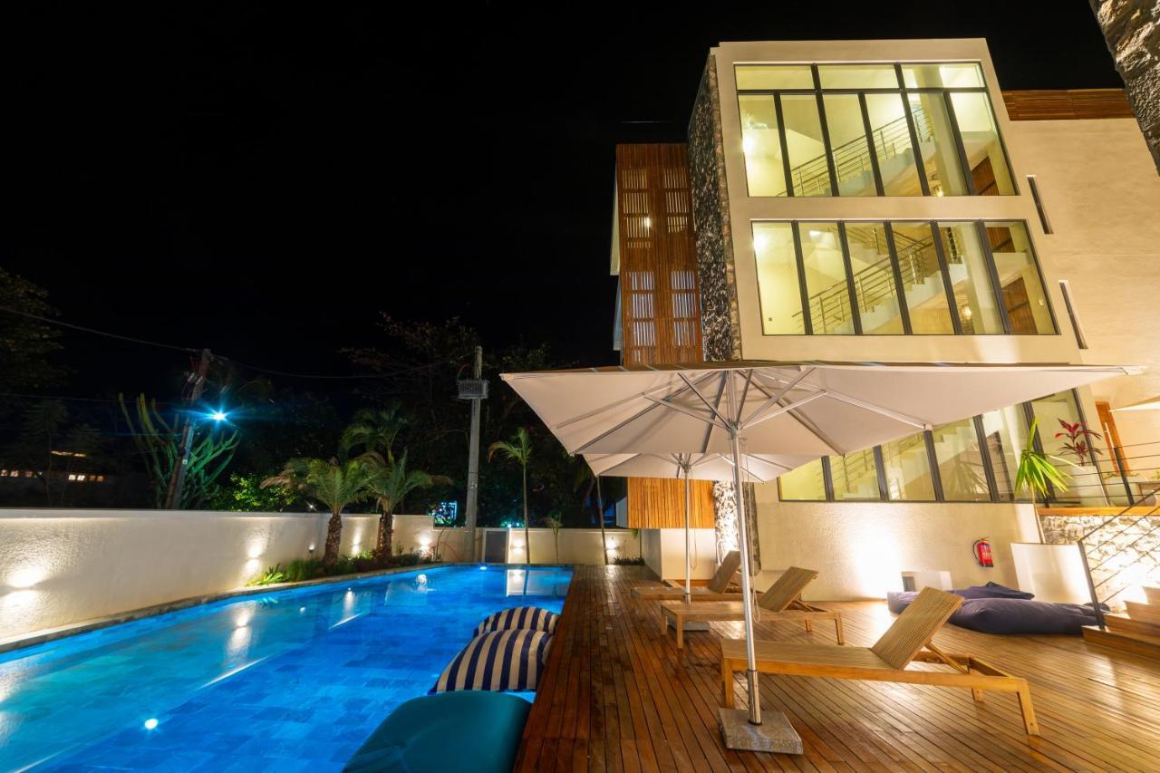 One Bay Residence - Apartment 2 - Apartment In Pereybere Pereybere Beach Exterior photo