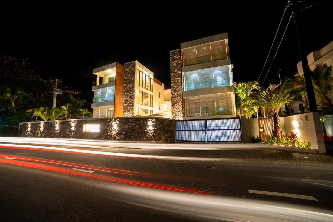 One Bay Residence - Apartment 2 - Apartment In Pereybere Pereybere Beach Exterior photo